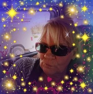 Meet your Posher, Sandra